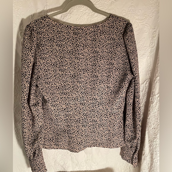 Lulu's Button Top with Animal Print Size Medium - Picture 2 of 7